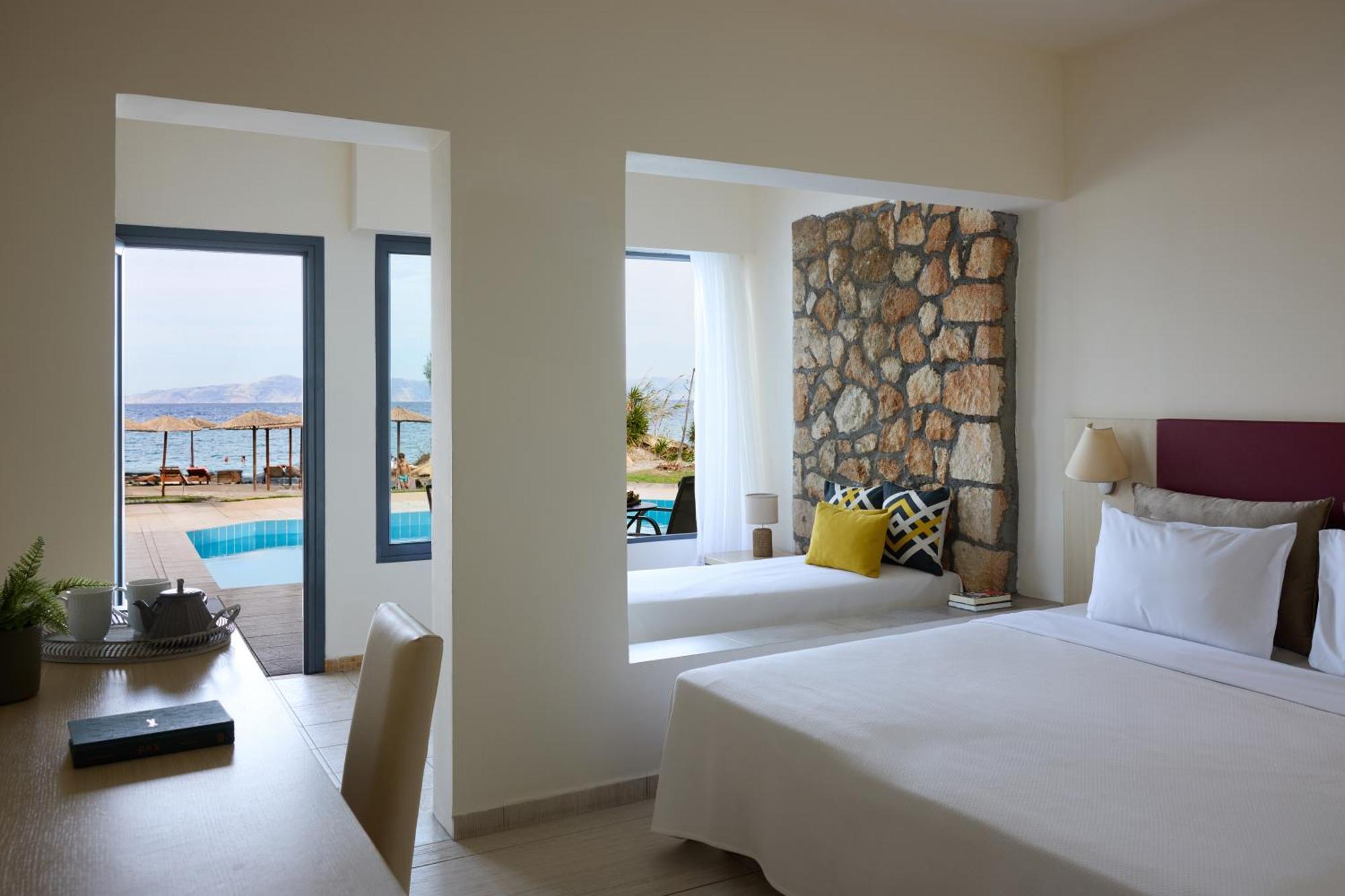 Blue Bay Beach Resort Ialysos  Exteriör bild